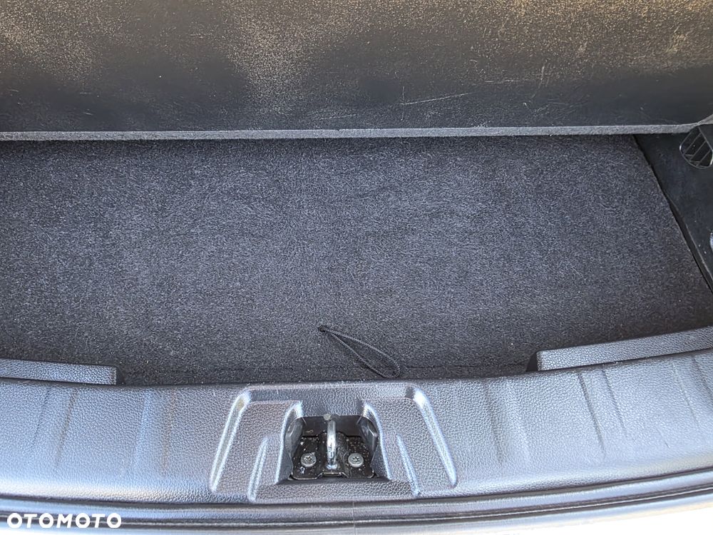 Nissan Qashqai 1.6 dCi 360 S&S - 12