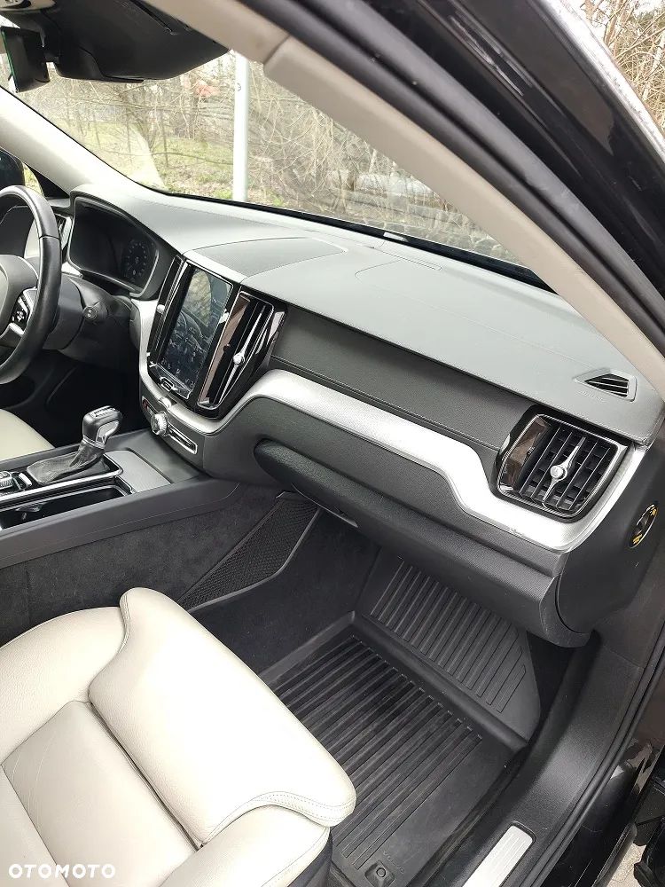 Volvo XC 60 D4 SCR AWD Inscription - 9