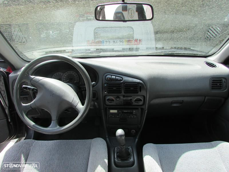 Mitsubishi Lancer 1,3 (75cv) de 1996 - Peças Usadas (5555) - 6