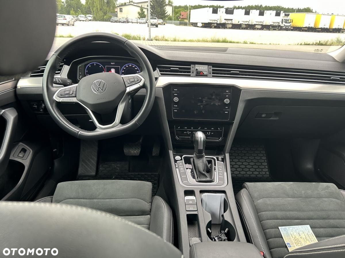 Volkswagen Passat 2.0 TDI EVO Elegance DSG - 6