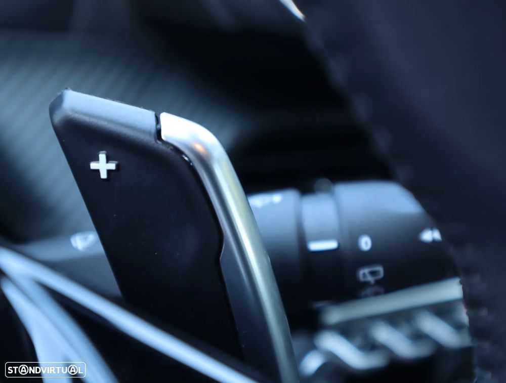 Peugeot 208 1.2 Hybrid Allure e-DCS6 - 38