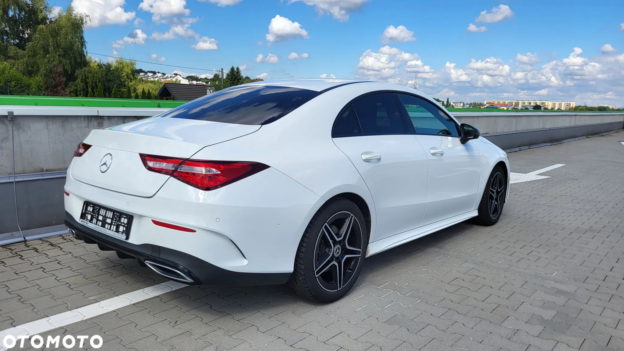 Mercedes-Benz CLA 200 AMG Line - 9