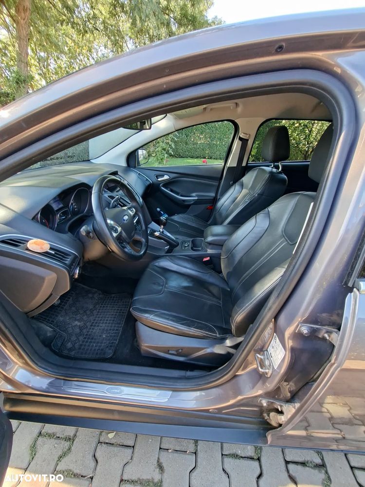 Ford Focus 1.6 TDCI DPF Titanium - 10