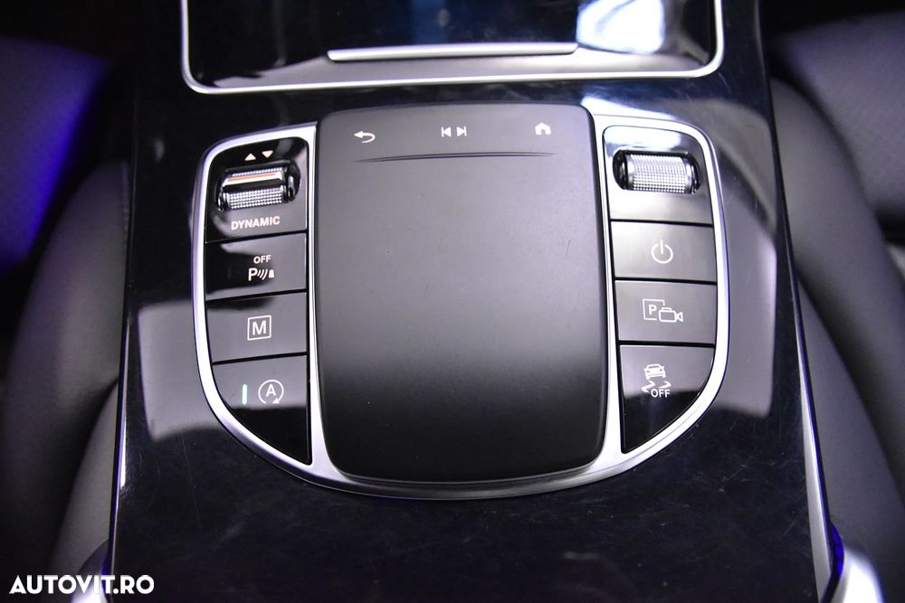 Mercedes-Benz GLC Coupe 300 d 4MATIC - 17