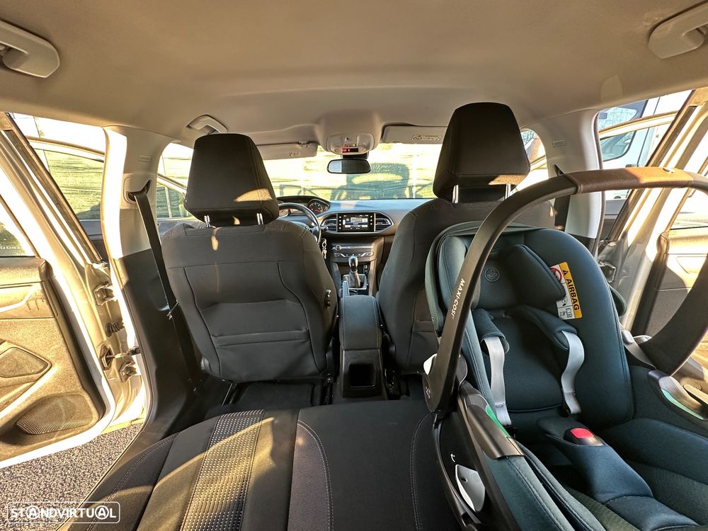 Peugeot 308 HDi FAP 92 Access - 29