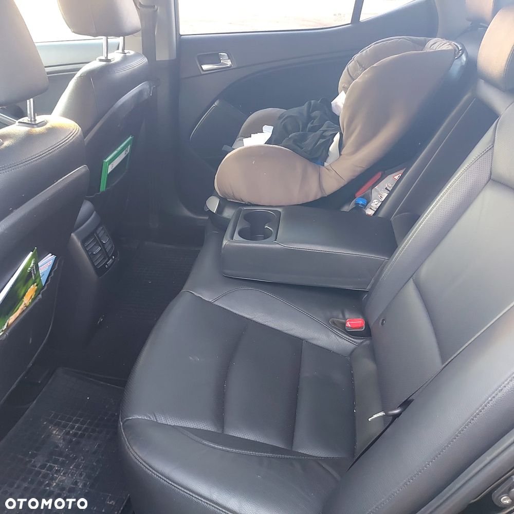 Kia Optima Plug-in Hybrid - 4