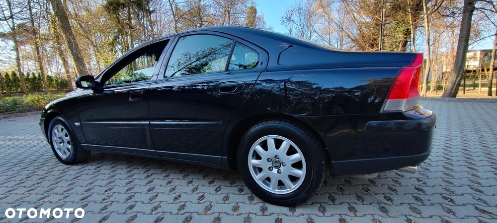 Volvo S60 2.4 Black Edition - 6