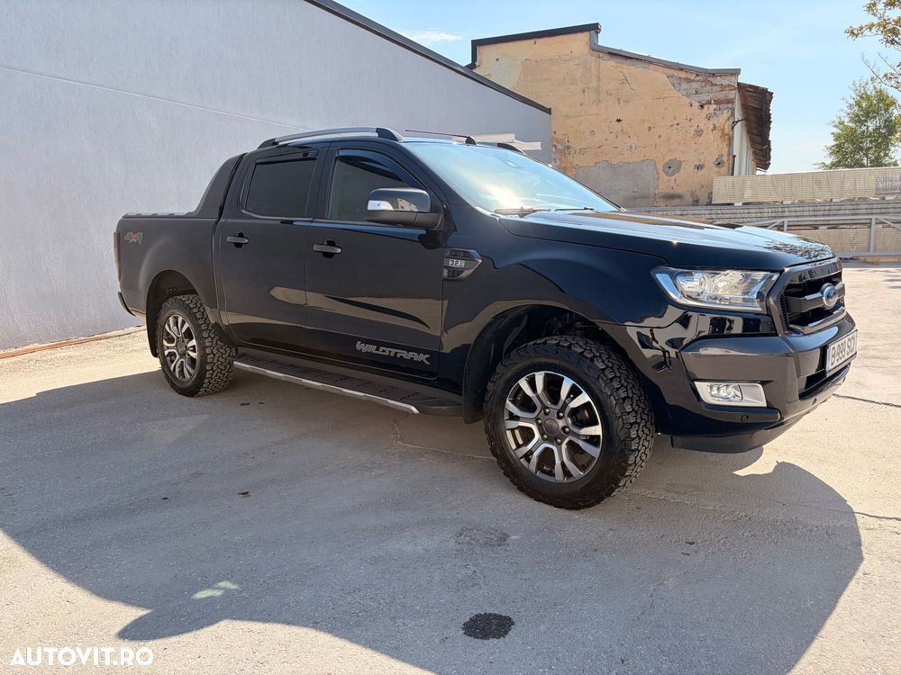 Ford Ranger 4x4 Cabina Dubla WILDTRACK Aut. - 15