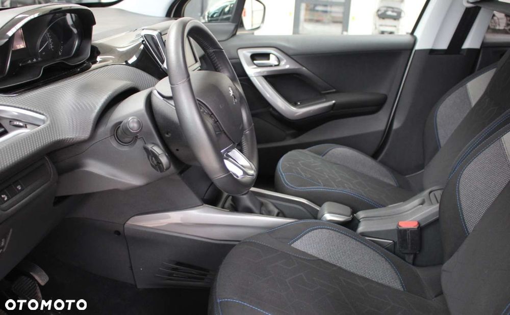 Peugeot 2008 - 10