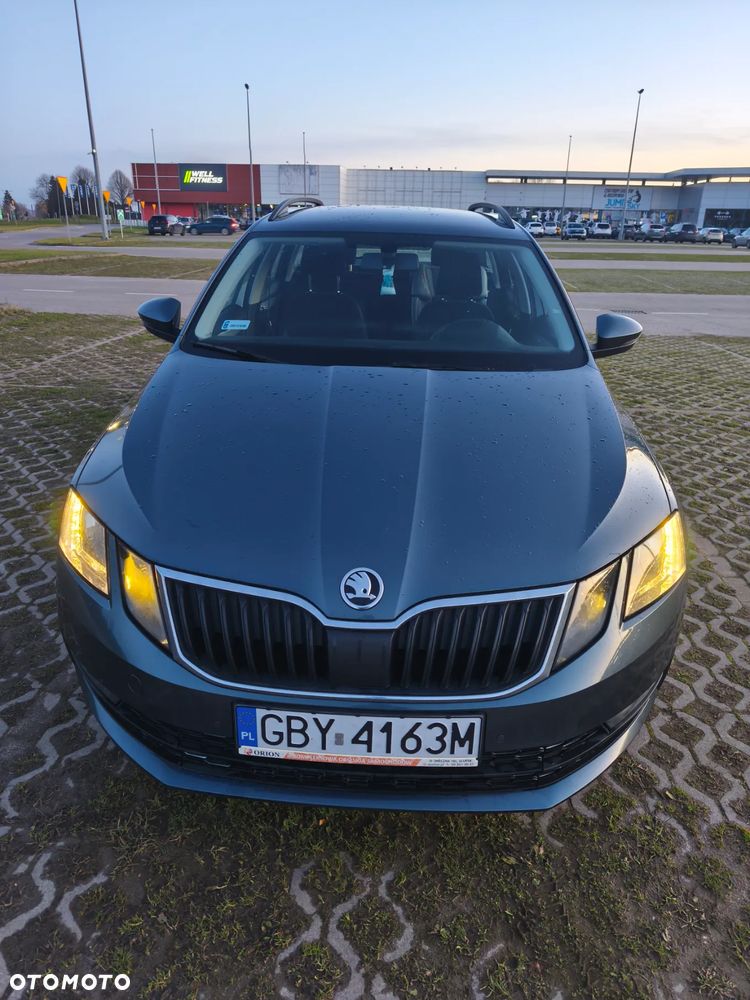 Skoda Octavia 1.6 TDI Ambition - 9