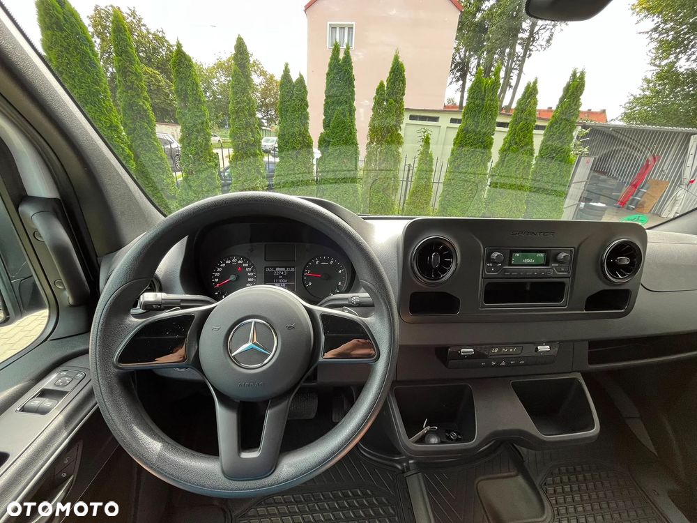 Mercedes-Benz Sprinter 319 4x4 - 33