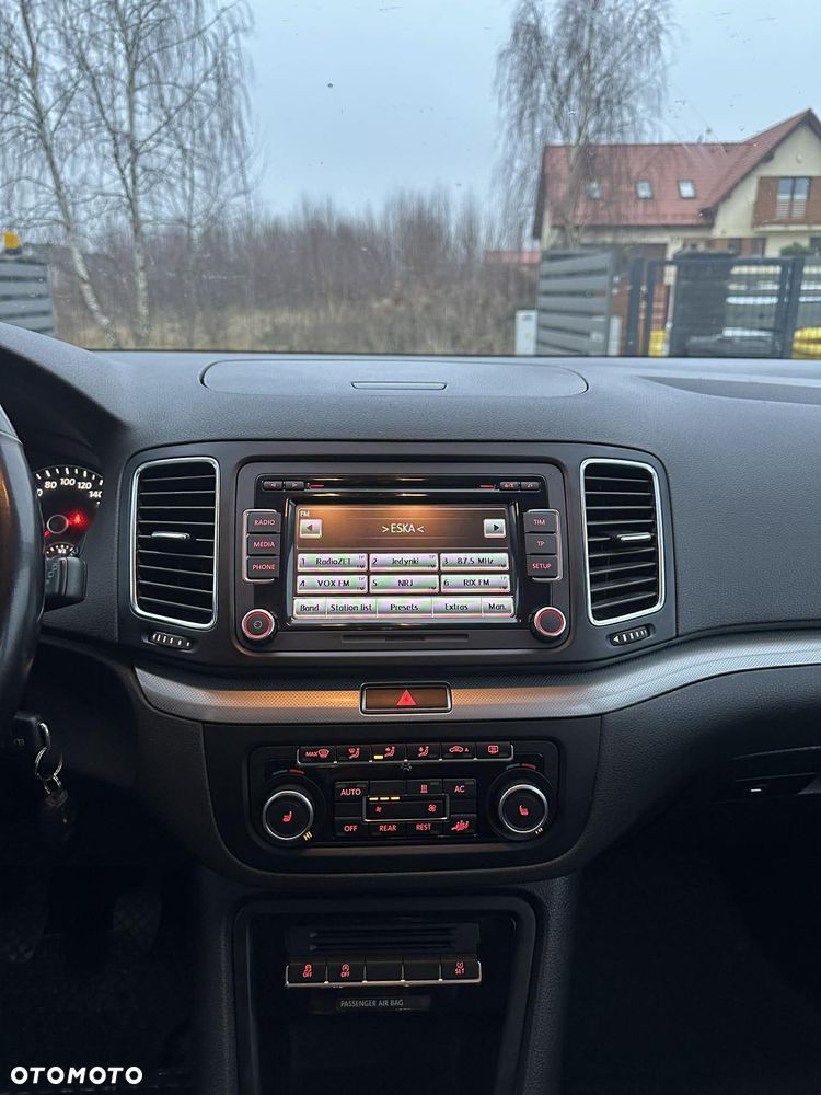 Volkswagen Sharan 2.0 TDI BlueMotion Technology Comfortline - 21