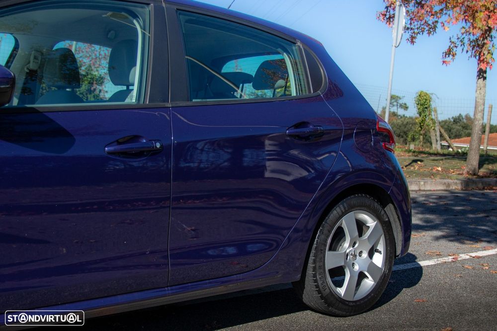 Peugeot 208 1.4 HDi - 13