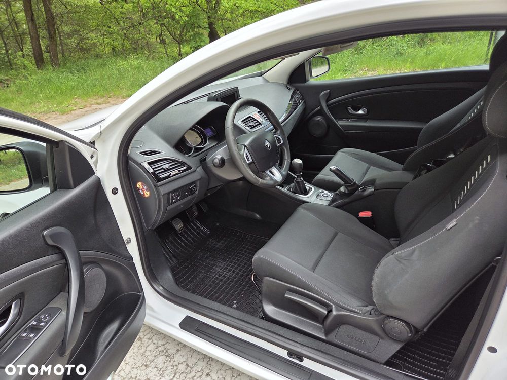 Renault Megane 1.6 16V Exception - 8