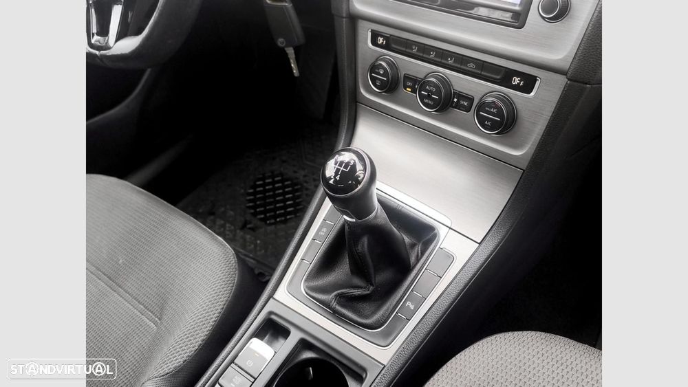 VW Golf 1.6 TDi GPS Edition - 22