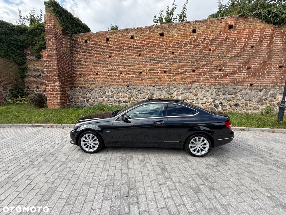 Mercedes-Benz Klasa C 250 (BlueEFFICIENCY) 7G-TRONIC - 8