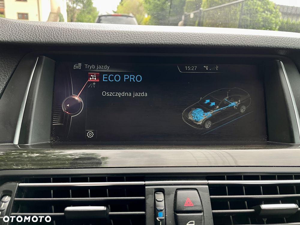 BMW Seria 5 520d xDrive Luxury Line - 11