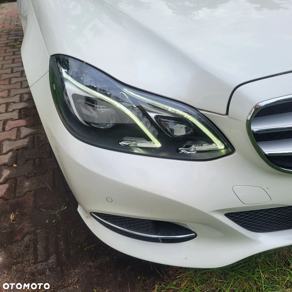Mercedes-Benz Klasa E - 33