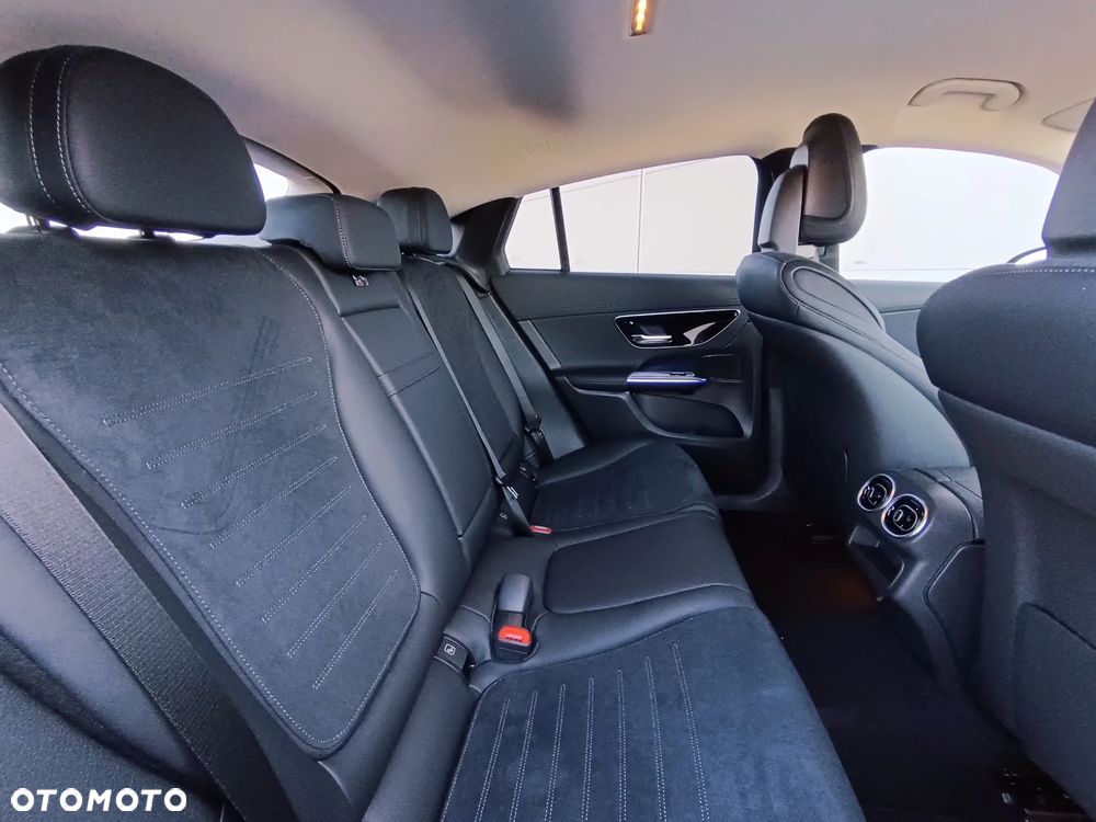 Mercedes-Benz GLC 300 de PHEV 4-Matic AMG Line - 6