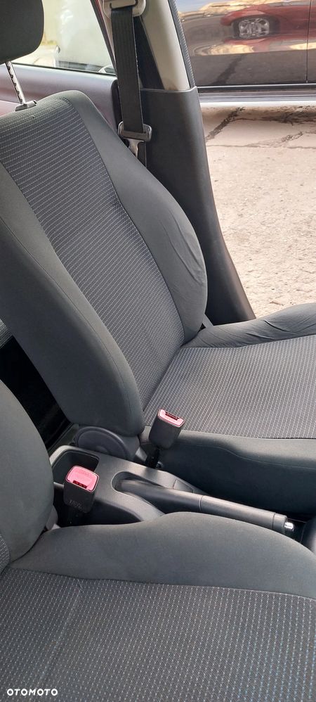 Suzuki Swift 1.3 DDiS Comfort - 13