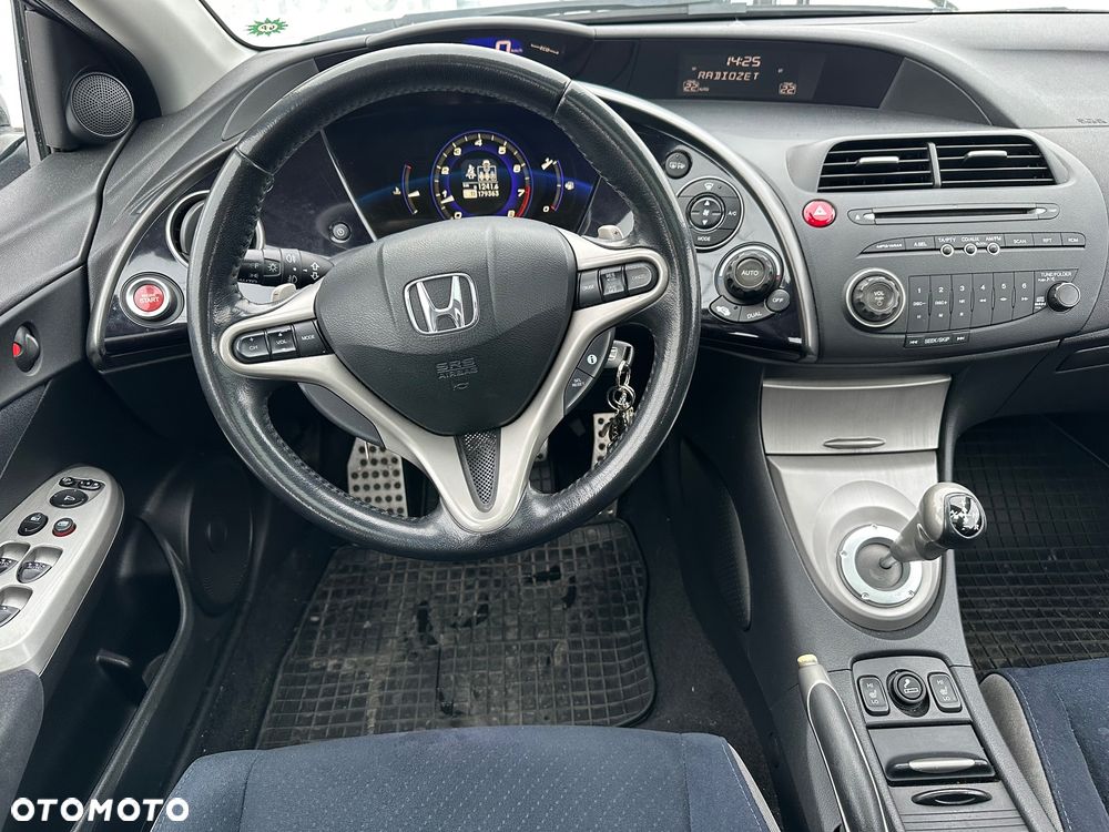 Honda Civic 1.8 Comfort - 25