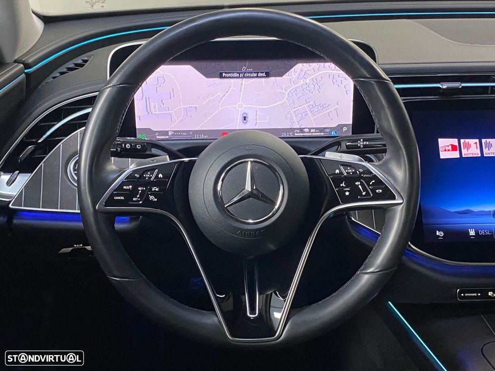 Mercedes-Benz E 300 e Avantgarde - 8