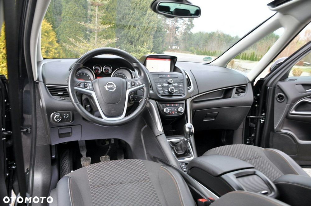 Opel Zafira - 29