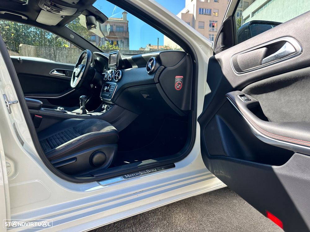 Mercedes-Benz A 180 CDI AMG Line - 35