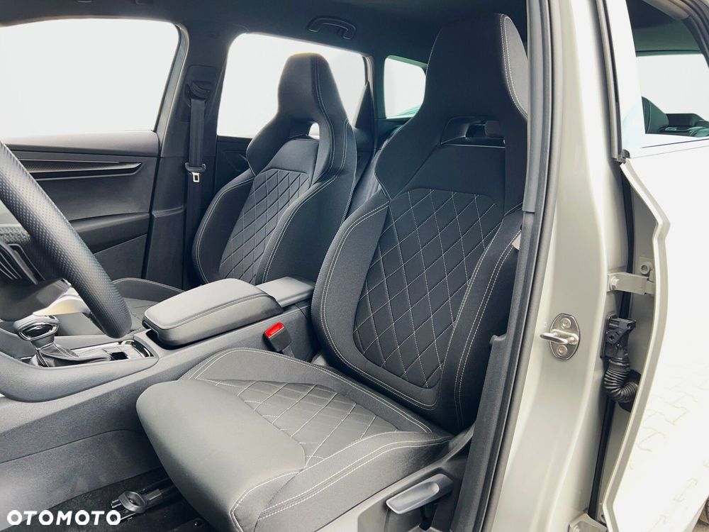 Skoda Karoq 1.5 TSI ACT Sportline DSG - 10