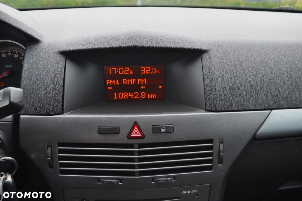 Opel Astra 1.6 Edition Plus - 16