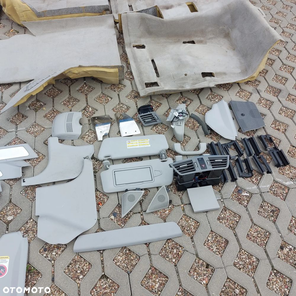 WNETRZE KOMPLETNE FOTELE KANAPA MERCEDES E W207 COUPE ORYGINAL DEMONTAZ BOCZKI DYWANY OSLONY PODLOKIETNIK - 26