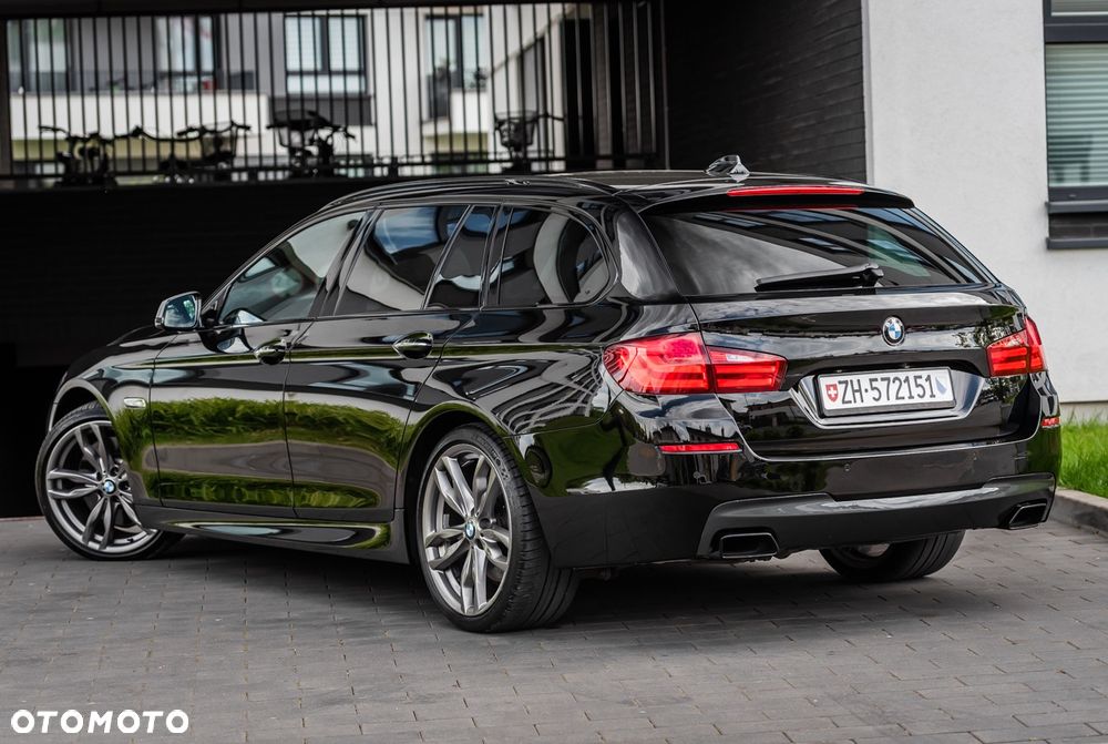 BMW Seria 5 M550d xDrive - 10