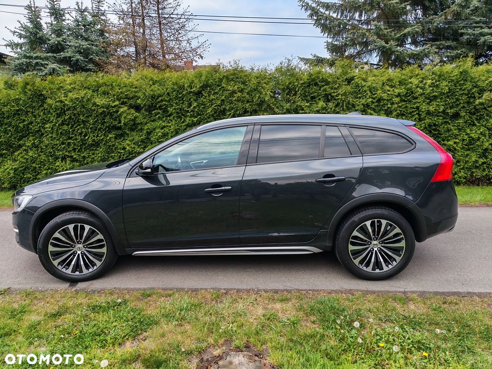 Volvo V60 Cross Country D4 Geartronic Summum - 12