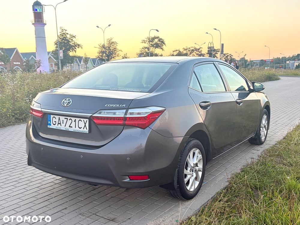 Toyota Corolla 1.6 Comfort - 3