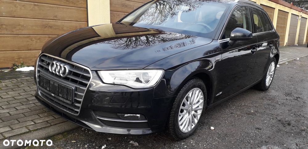 Audi A3 Sportback 2.0 TDI (clean diesel) quattro Ambiente - 12