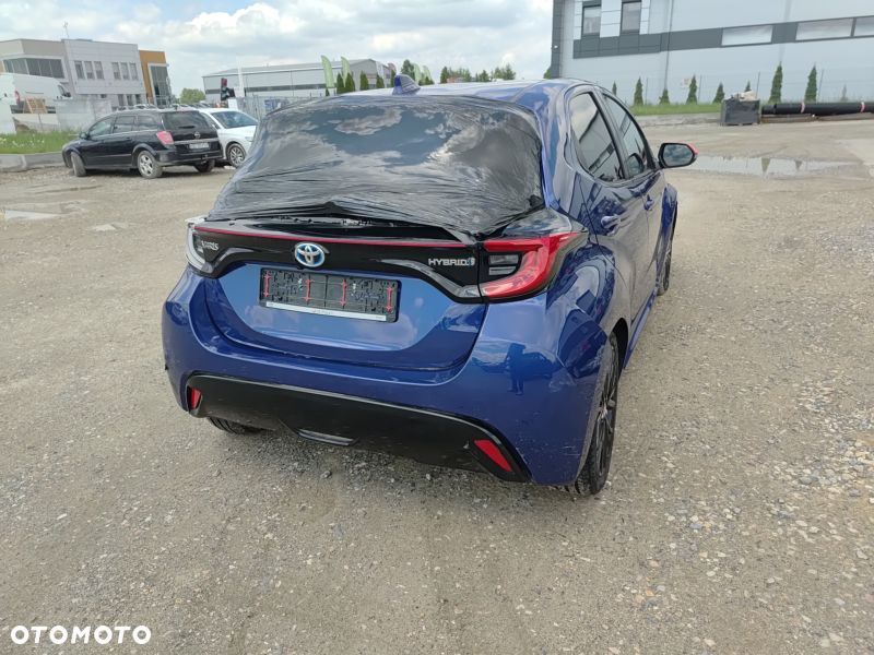 Toyota Yaris - 13