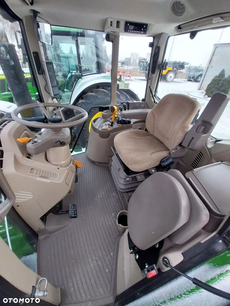 John Deere 6155M - 9