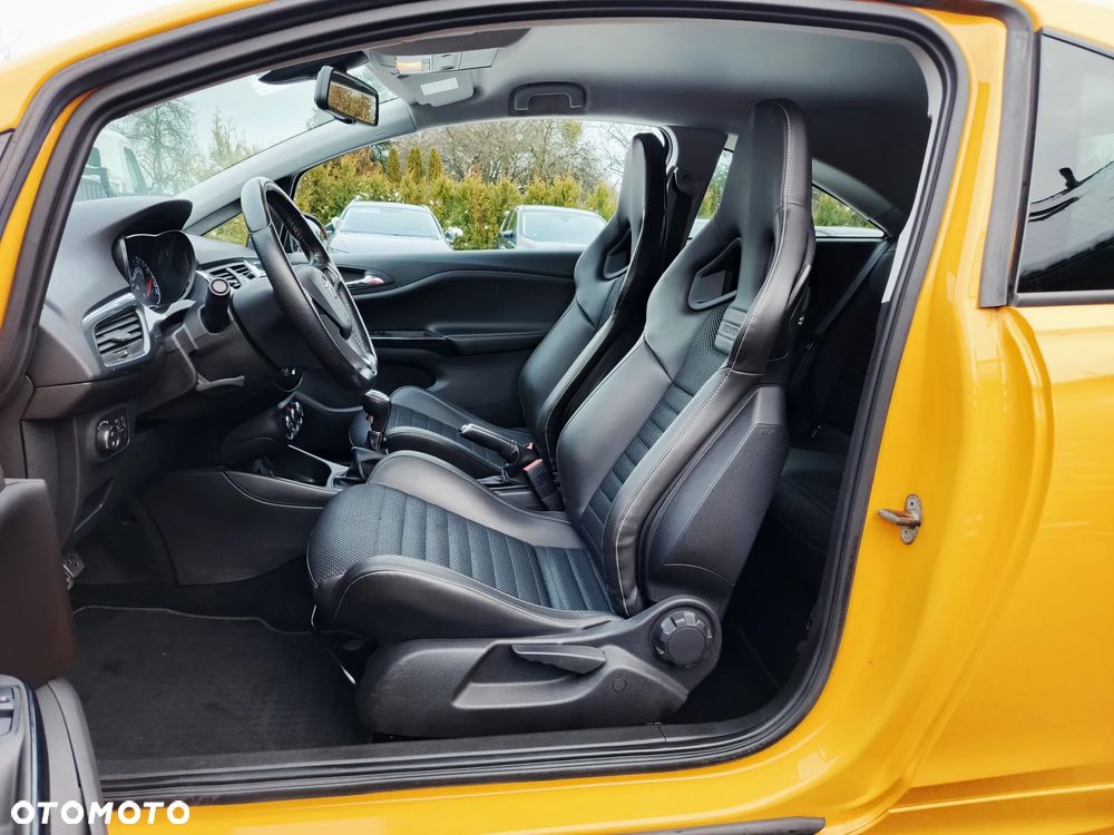 Opel Corsa 1.4 Turbo Start/Stop GSi - 1