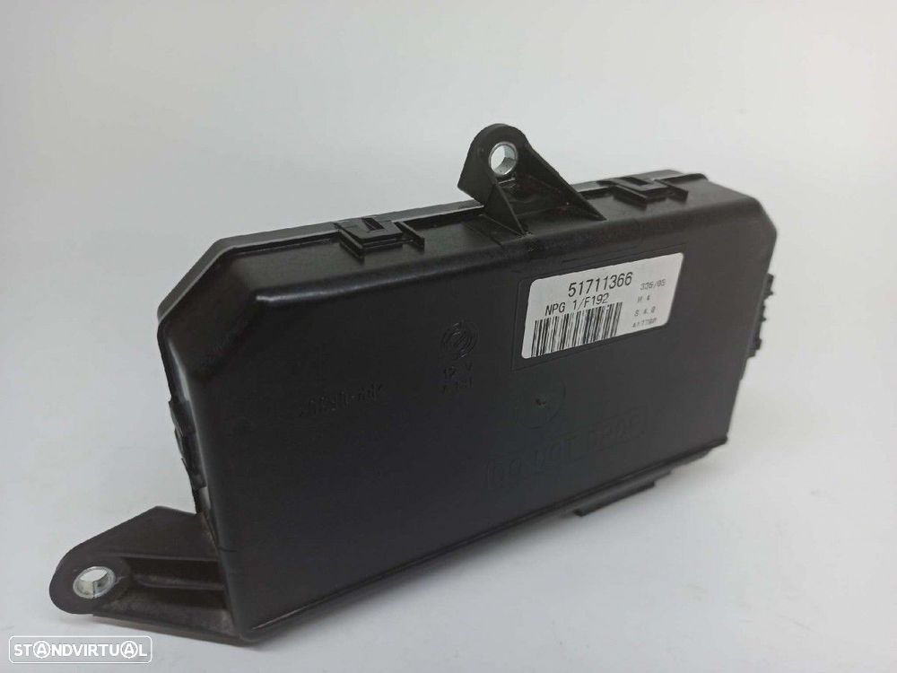 CENTRALINA/BOMBA FECHO CENTRAL FIAT STILO (192) 1.9 120 FEEL MULTIJET - 4