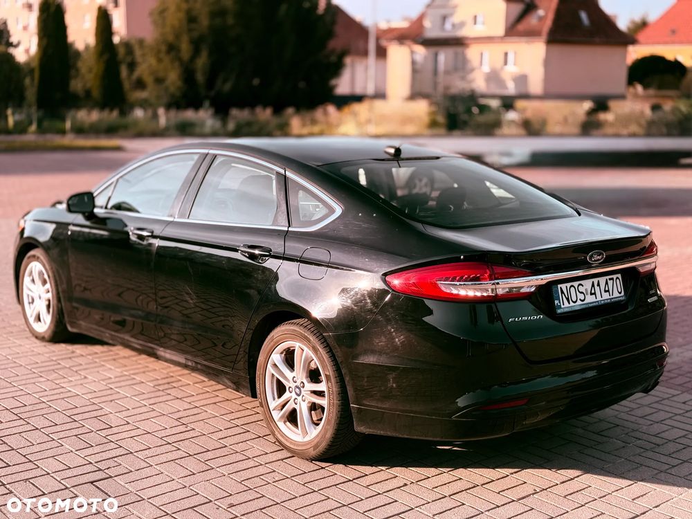 Ford Fusion - 5