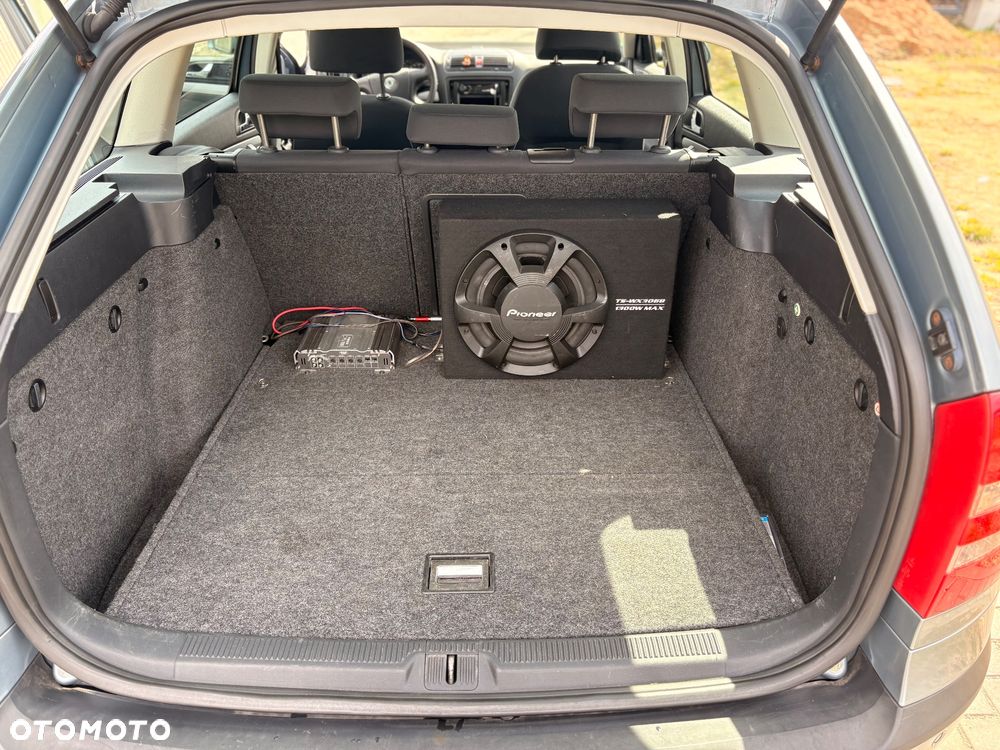 Skoda Octavia 1.6 Classic - 11