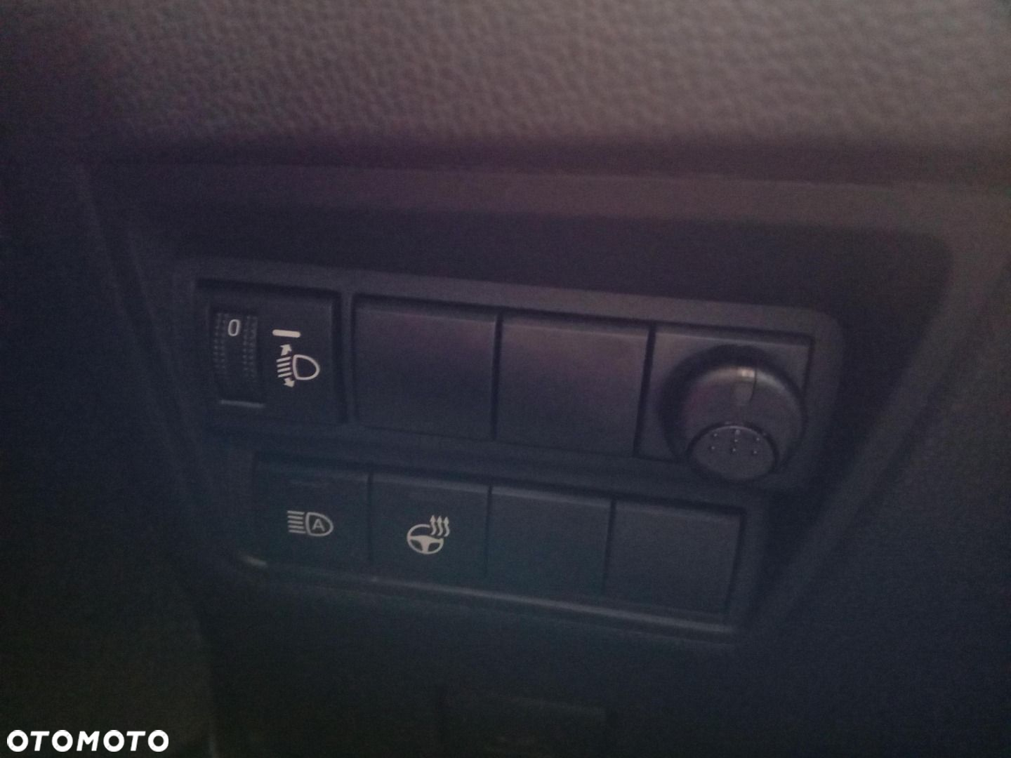 Toyota Yaris - 19