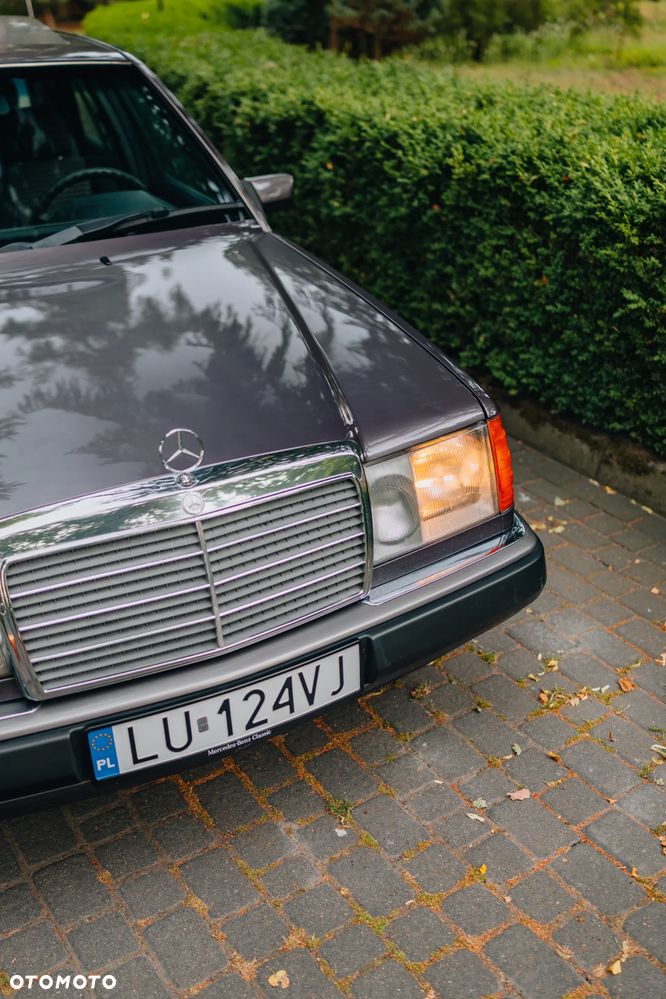 Mercedes-Benz W124 (1984-1993) - 29