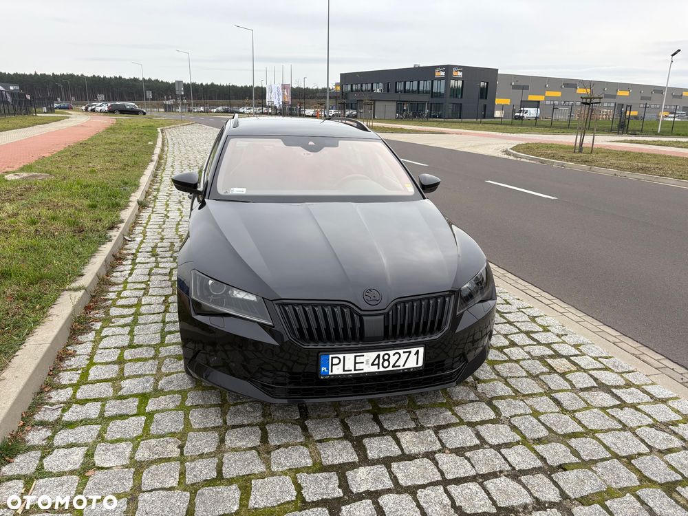 Skoda Superb 2.0 TDI 4x4 Sportline DSG - 2