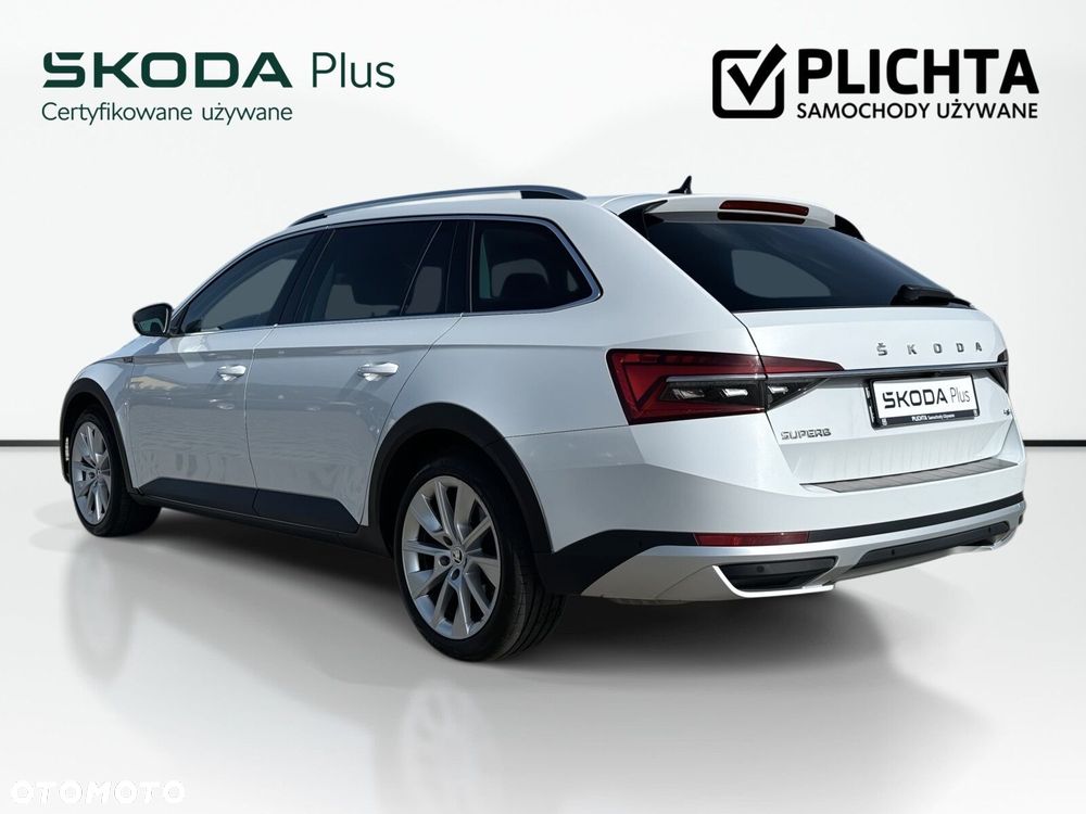 Skoda Superb 2.0 TDI SCR 4x4 Scout DSG - 8