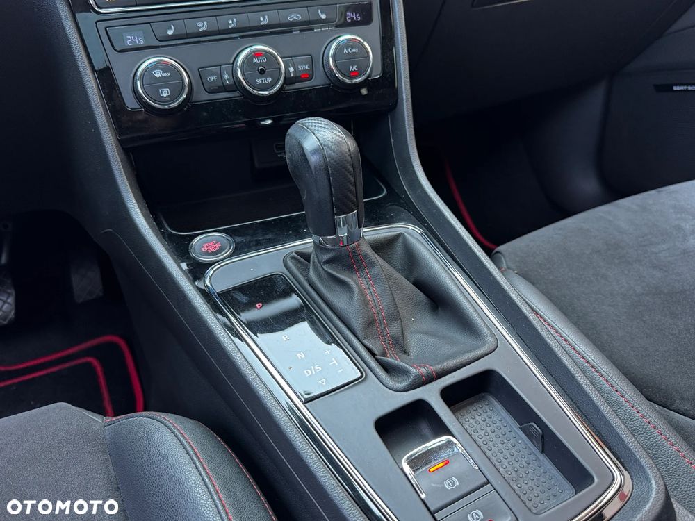 Seat Leon 1.8 TSI Ecomotive DSG FR - 29