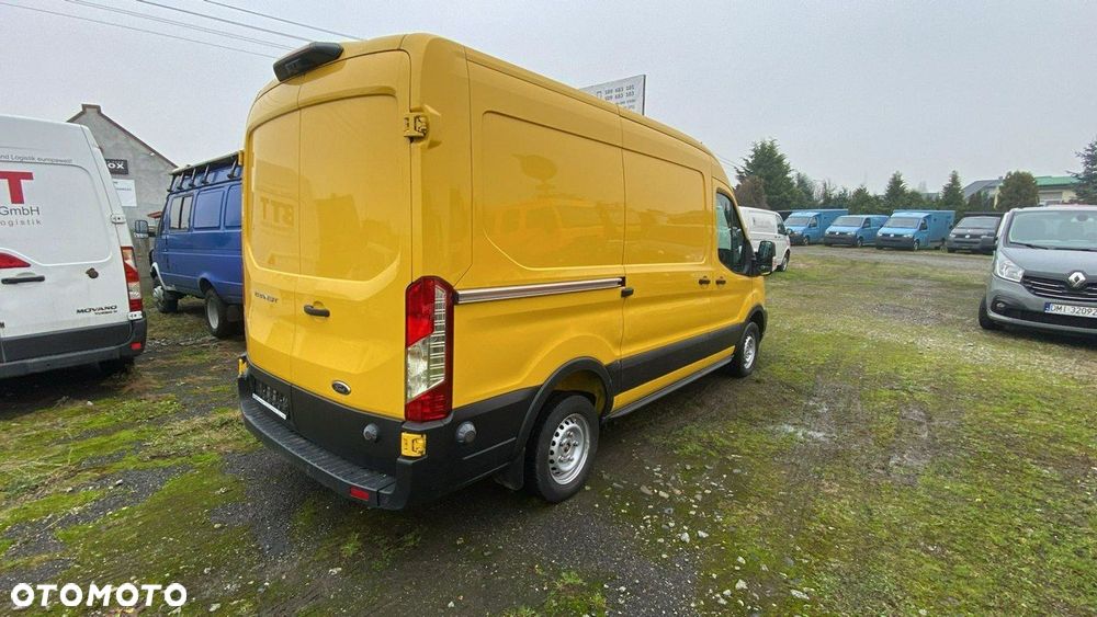 Ford Transit - 22