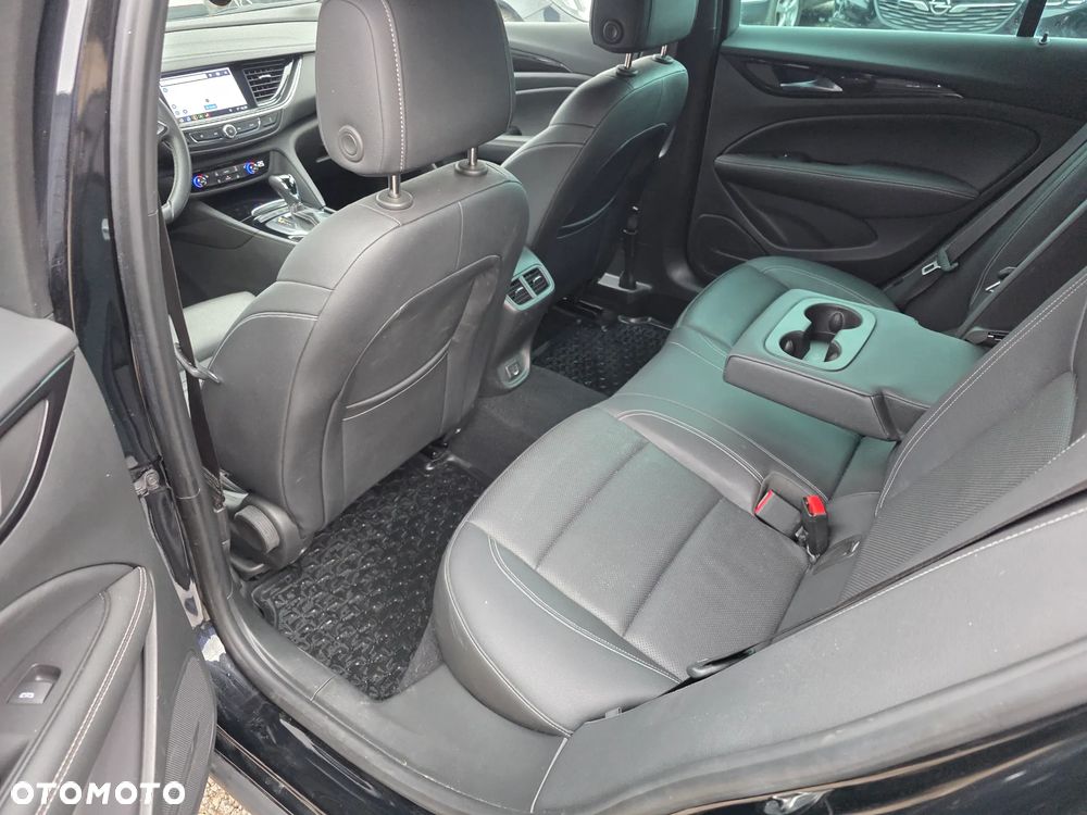 Opel Insignia ver-2-0-cdti-exclusive-s-s - 28