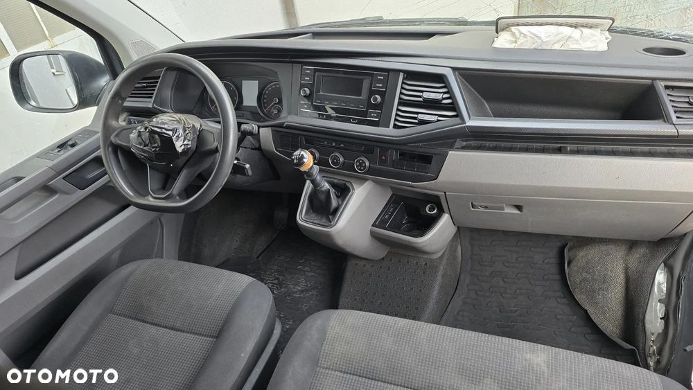 Volkswagen Transporter Kombi L2H1 - 26
