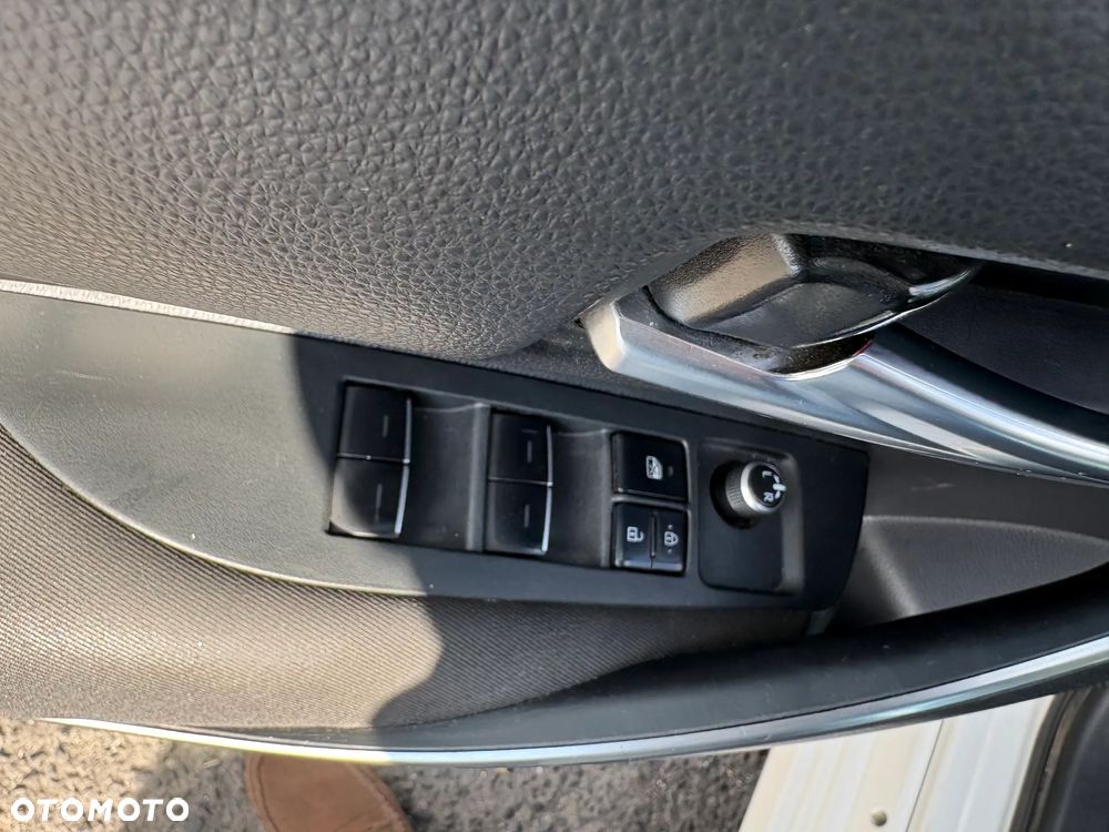 Toyota Corolla 1.8 Hybrid Comfort - 5